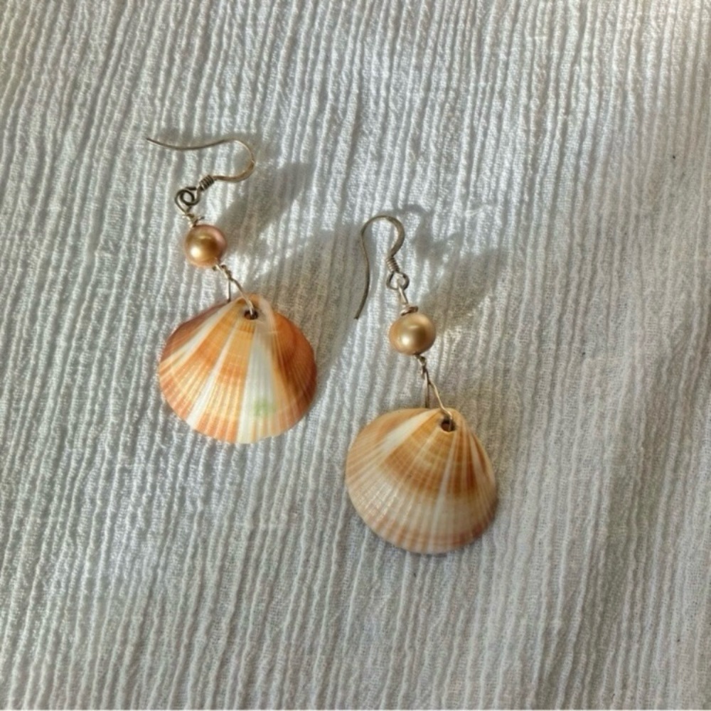 Clam Seashell Dangle Earrings Vintage“Perpetua” Gold Brass Beachy Mermaidcore Je - Picture 7 of 11